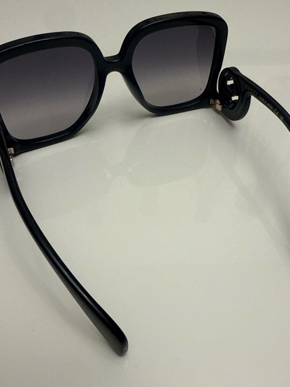Classic Black Women's Oversized Sunglasses